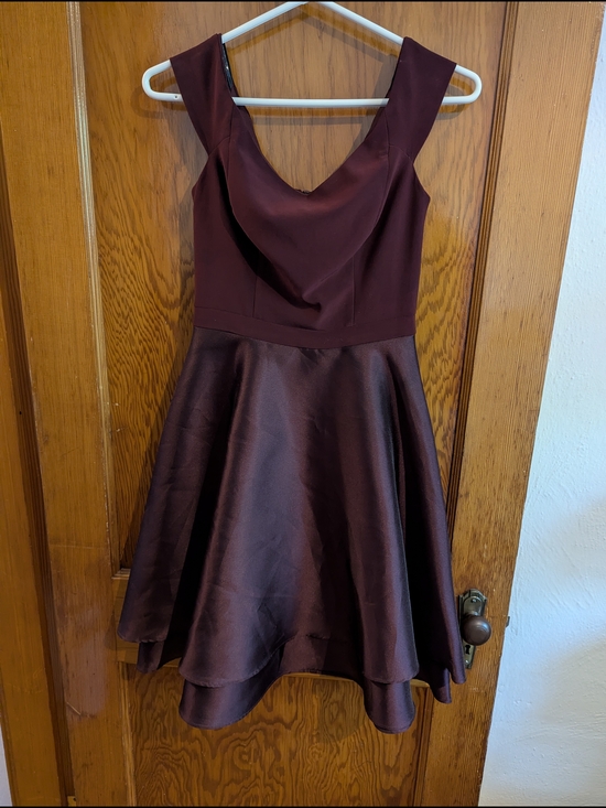 le chateau Dresses & Skirts - Women's Formal Sleeveless Burgundy Dress XXS